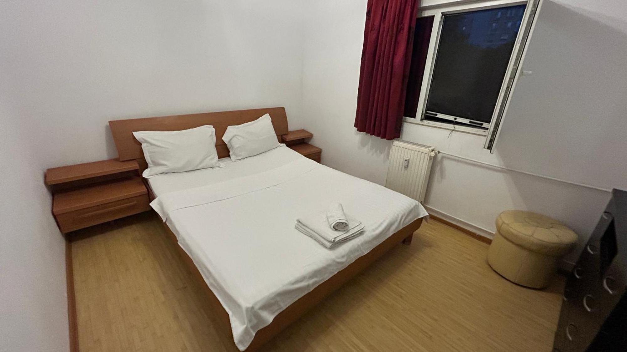 Appartamento Sleep & Go Parcare Gratuita Self Check-In Bucarest Esterno foto